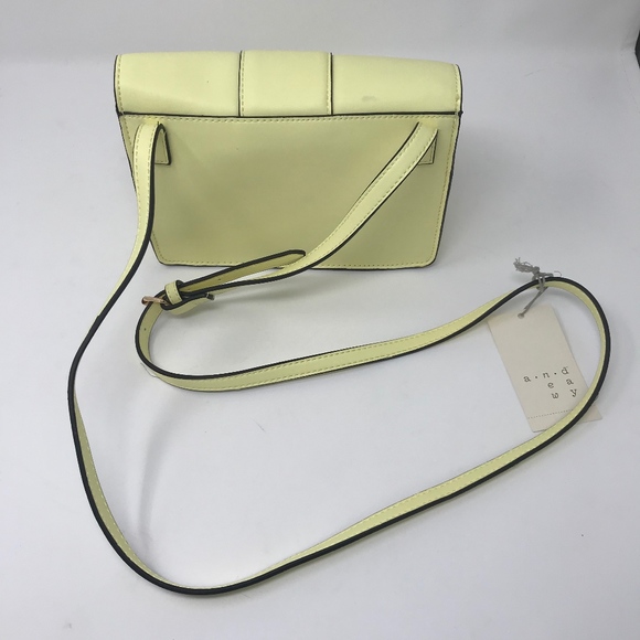 A New Day Womens Cross Body Bag Purse Lemon Yellow Faux Leather Gold Tone - Picture 3 of 5